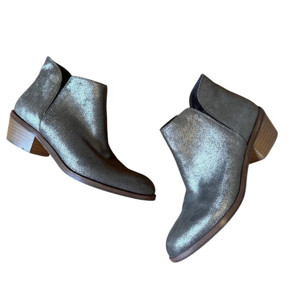 Garnet Hill alessandra gold metallic leather booties - Picture 4 of 9